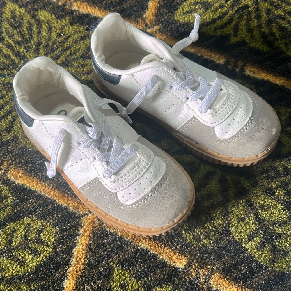OshKosh B'gosh White and Tan Kids Sneakers